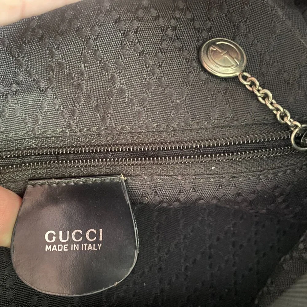 ✨Authentic Gucci Bamboo Black Hand Bag– Timeless Luxury✨ - Picture 4 of 6
